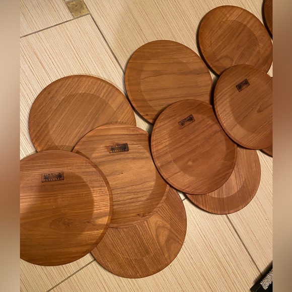 MCM Danish Teak Wooden Plates by Hafnia - Picture 8 of 8